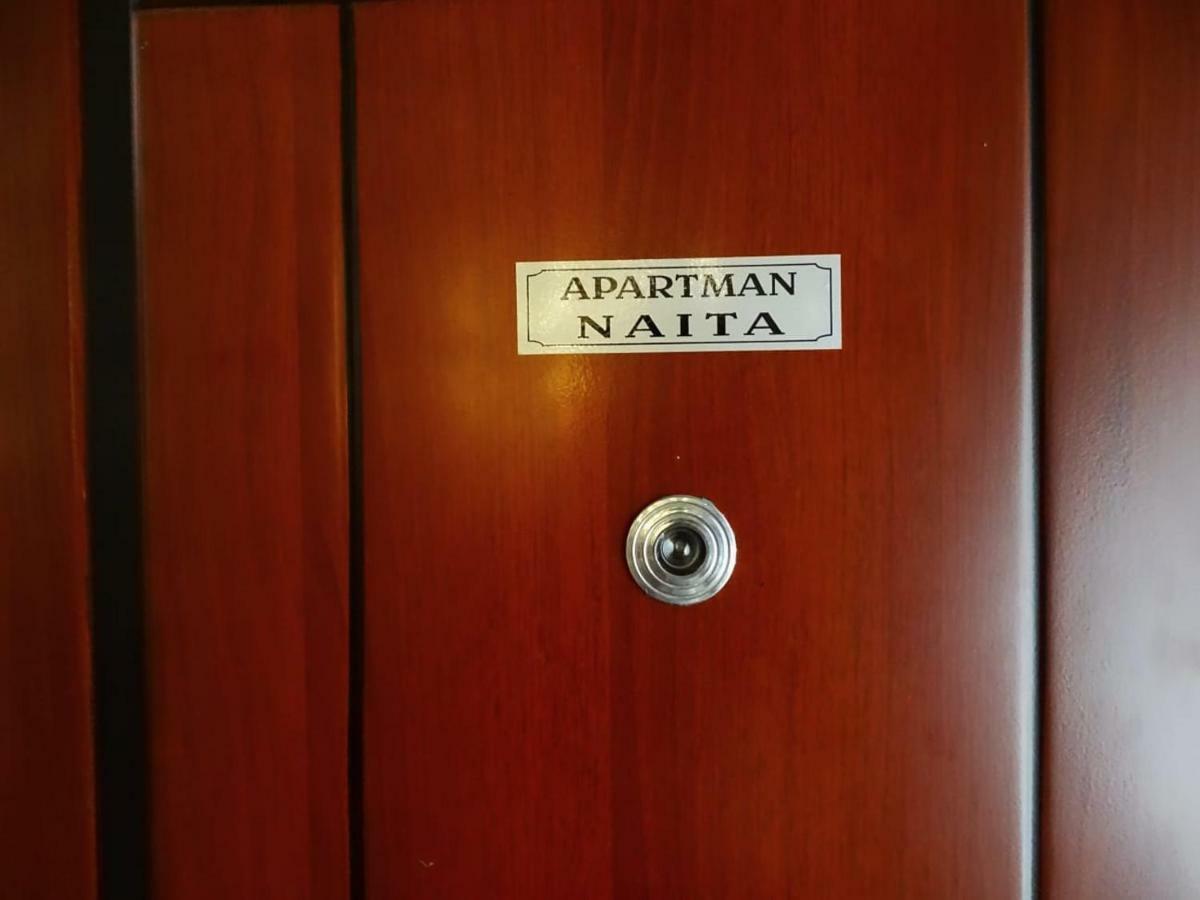 Apartment Naita Sinj Bagian luar foto
